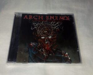 ARCH ENEMY – covered in blood